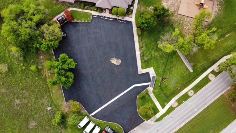 Benefits of Sealcoating Your Austin Parking Lot With Two Coats