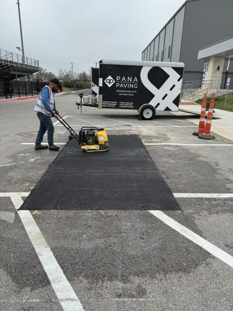 Qualities of a Reliable Austin TX Asphalt Contractor for Commercial Properties