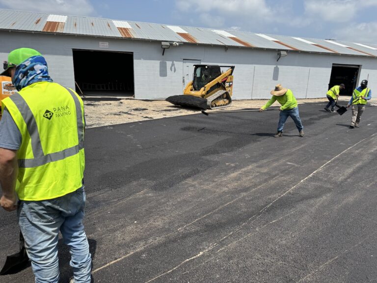 What Are The Types Of Mix For Austin Blacktop Paving Companies?