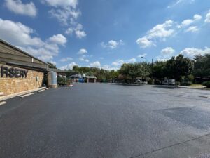 How Do Asphalt Companies in Austin Replace Asphalt Pavement? 